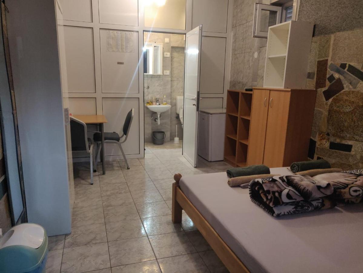 Rooms- Denis สปลิท ภายนอก รูปภาพ